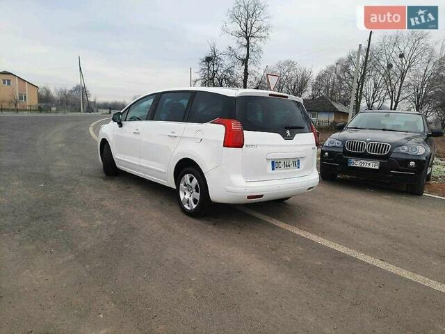 Белый Пежо 5008, объемом двигателя 1.6 л и пробегом 240 тыс. км за 9300 $, фото 5 на Automoto.ua