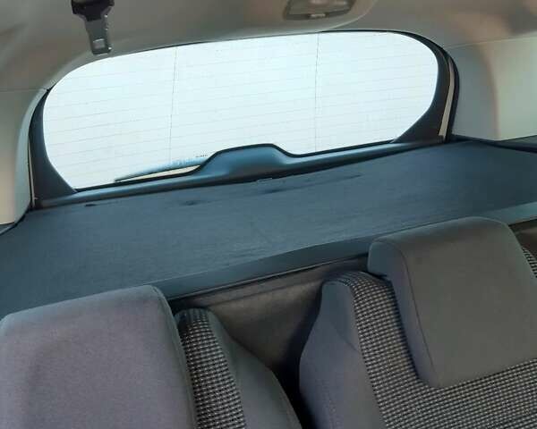 Белый Пежо 5008, объемом двигателя 1.6 л и пробегом 240 тыс. км за 9300 $, фото 31 на Automoto.ua