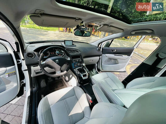 Білий Пежо 5008, об'ємом двигуна 2 л та пробігом 269 тис. км за 9999 $, фото 50 на Automoto.ua