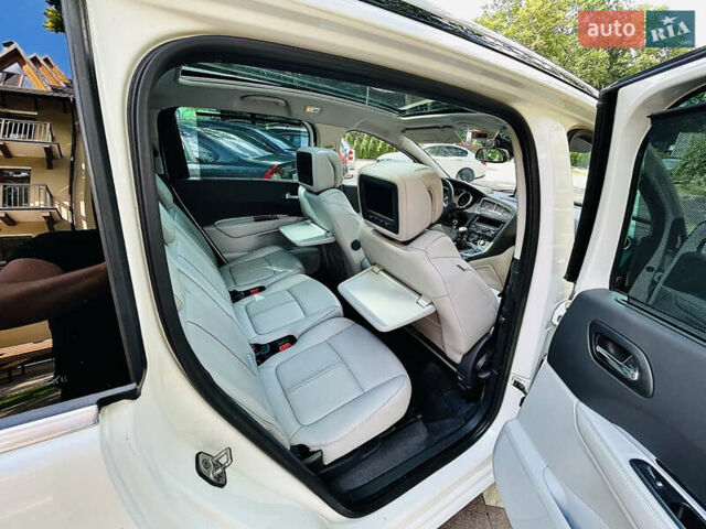 Білий Пежо 5008, об'ємом двигуна 2 л та пробігом 269 тис. км за 9999 $, фото 39 на Automoto.ua