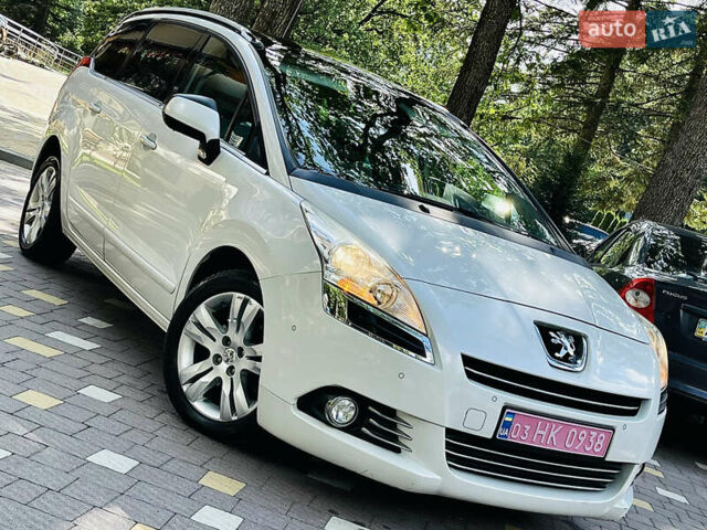 Білий Пежо 5008, об'ємом двигуна 2 л та пробігом 269 тис. км за 9999 $, фото 22 на Automoto.ua