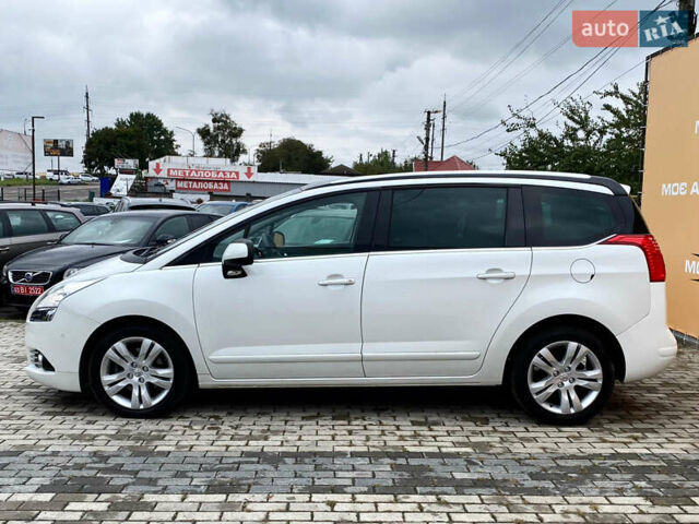 Білий Пежо 5008, об'ємом двигуна 2 л та пробігом 221 тис. км за 9900 $, фото 5 на Automoto.ua