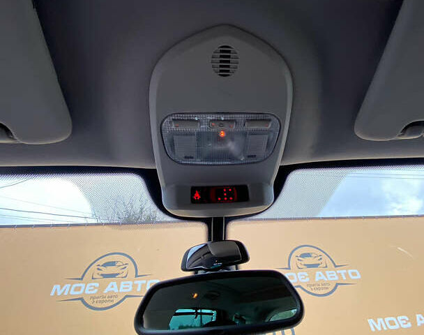 Білий Пежо 5008, об'ємом двигуна 2 л та пробігом 221 тис. км за 9900 $, фото 13 на Automoto.ua