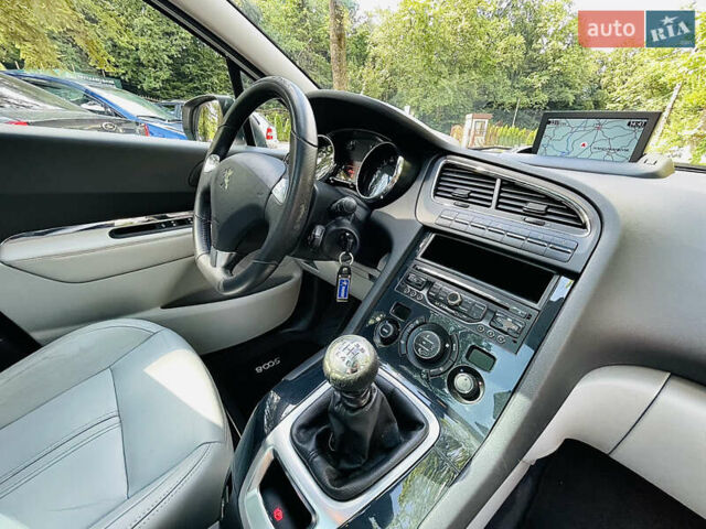 Білий Пежо 5008, об'ємом двигуна 2 л та пробігом 269 тис. км за 9999 $, фото 53 на Automoto.ua