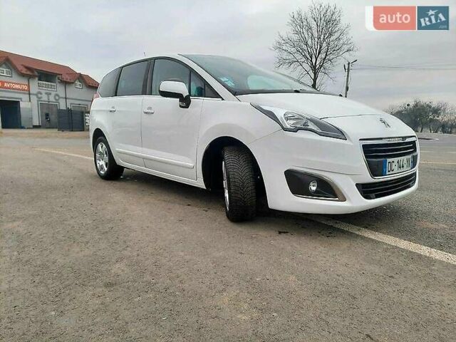 Белый Пежо 5008, объемом двигателя 1.6 л и пробегом 240 тыс. км за 9300 $, фото 3 на Automoto.ua