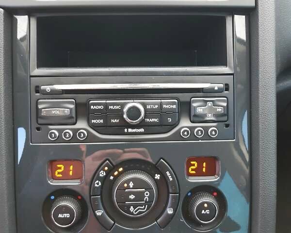 Белый Пежо 5008, объемом двигателя 1.6 л и пробегом 240 тыс. км за 9300 $, фото 33 на Automoto.ua