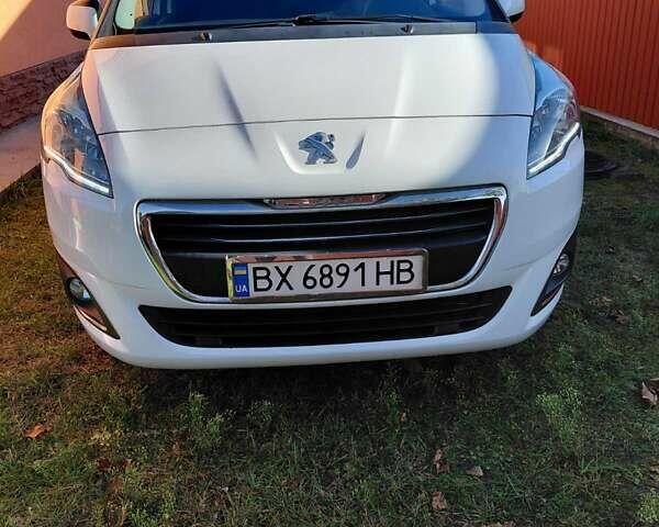 Белый Пежо 5008, объемом двигателя 1.6 л и пробегом 138 тыс. км за 9500 $, фото 4 на Automoto.ua