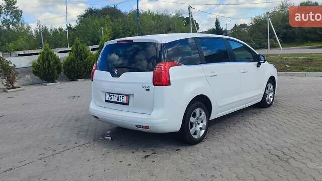 Білий Пежо 5008, об'ємом двигуна 1.6 л та пробігом 204 тис. км за 9850 $, фото 7 на Automoto.ua