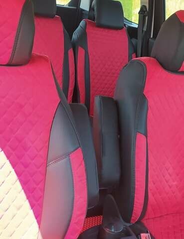 Белый Пежо 5008, объемом двигателя 1.6 л и пробегом 190 тыс. км за 12200 $, фото 8 на Automoto.ua