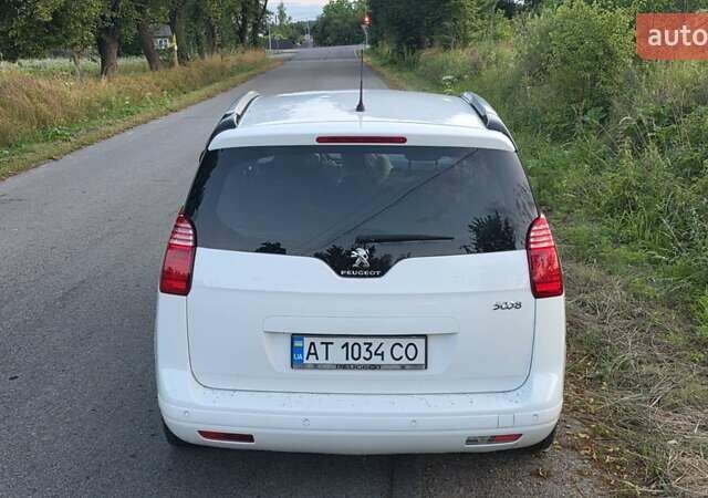 Белый Пежо 5008, объемом двигателя 1.56 л и пробегом 183 тыс. км за 10000 $, фото 6 на Automoto.ua