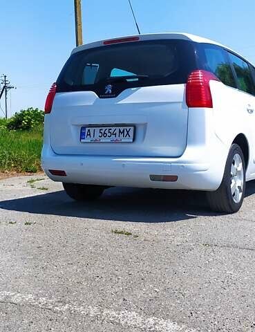 Белый Пежо 5008, объемом двигателя 1.6 л и пробегом 190 тыс. км за 12200 $, фото 20 на Automoto.ua