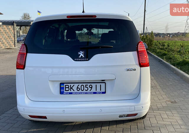 Білий Пежо 5008, об'ємом двигуна 1.56 л та пробігом 173 тис. км за 14500 $, фото 4 на Automoto.ua