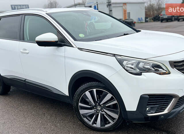 Білий Пежо 5008, об'ємом двигуна 1.56 л та пробігом 217 тис. км за 18900 $, фото 2 на Automoto.ua