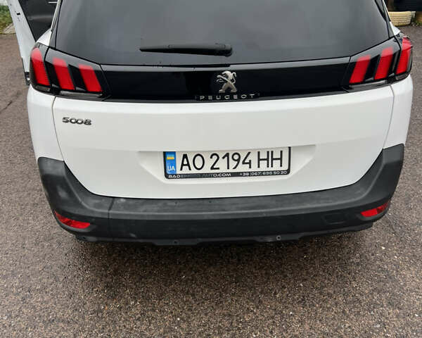 Білий Пежо 5008, об'ємом двигуна 1.56 л та пробігом 217 тис. км за 18900 $, фото 8 на Automoto.ua