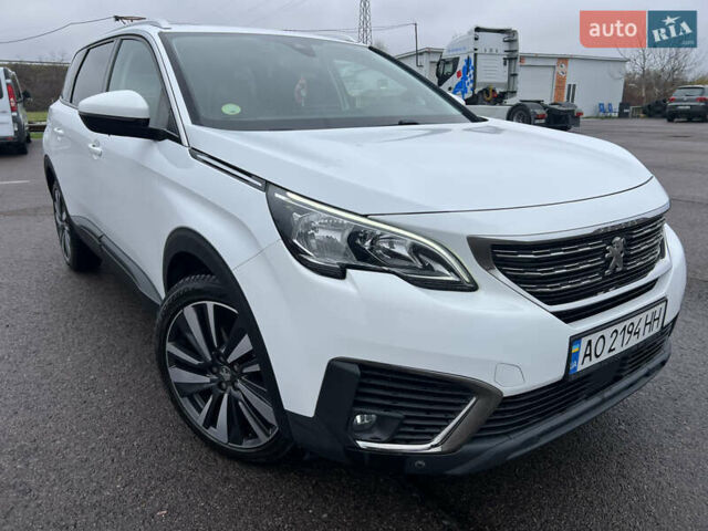 Білий Пежо 5008, об'ємом двигуна 1.56 л та пробігом 217 тис. км за 18900 $, фото 3 на Automoto.ua
