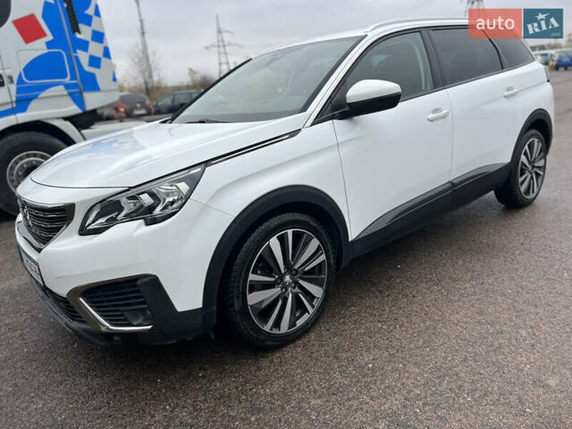 Білий Пежо 5008, об'ємом двигуна 1.56 л та пробігом 217 тис. км за 18900 $, фото 9 на Automoto.ua