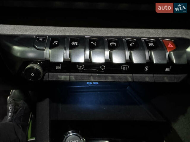 Белый Пежо 5008, объемом двигателя 2 л и пробегом 110 тыс. км за 24500 $, фото 26 на Automoto.ua