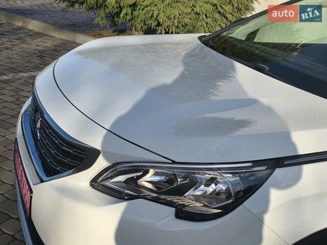 Белый Пежо 5008, объемом двигателя 1.5 л и пробегом 178 тыс. км за 20950 $, фото 24 на Automoto.ua