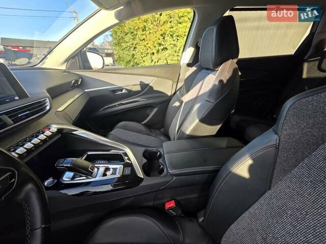 Белый Пежо 5008, объемом двигателя 1.5 л и пробегом 178 тыс. км за 20950 $, фото 73 на Automoto.ua