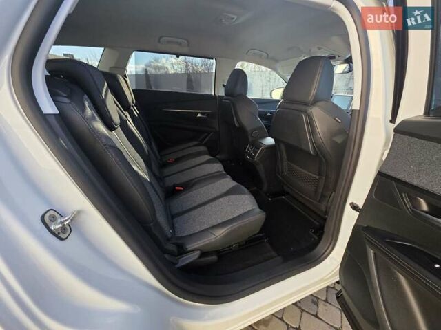 Белый Пежо 5008, объемом двигателя 1.5 л и пробегом 178 тыс. км за 20950 $, фото 56 на Automoto.ua