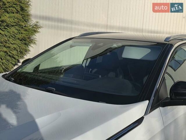 Белый Пежо 5008, объемом двигателя 1.5 л и пробегом 178 тыс. км за 20950 $, фото 12 на Automoto.ua