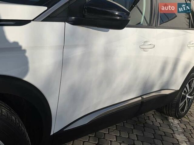 Белый Пежо 5008, объемом двигателя 1.5 л и пробегом 178 тыс. км за 20950 $, фото 14 на Automoto.ua