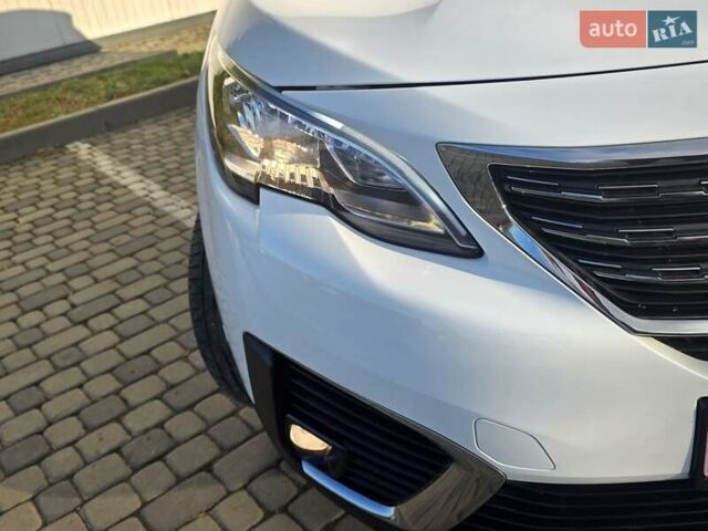 Белый Пежо 5008, объемом двигателя 1.5 л и пробегом 178 тыс. км за 20950 $, фото 43 на Automoto.ua