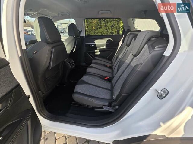 Белый Пежо 5008, объемом двигателя 1.5 л и пробегом 178 тыс. км за 20950 $, фото 67 на Automoto.ua