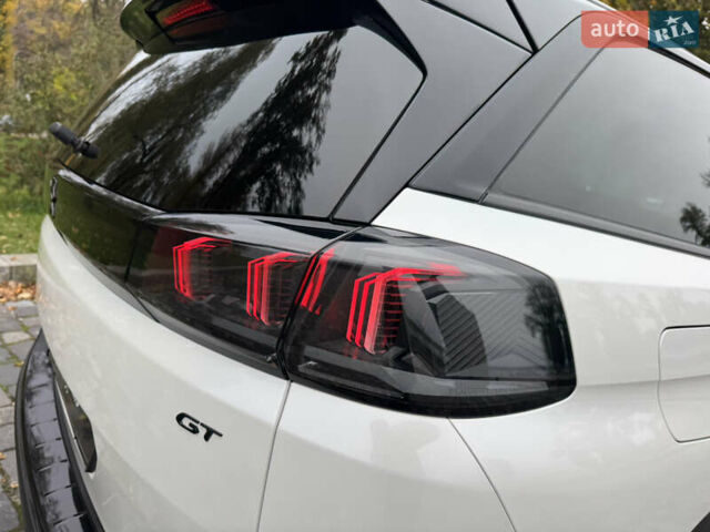 Белый Пежо 5008, объемом двигателя 2 л и пробегом 39 тыс. км за 33999 $, фото 124 на Automoto.ua