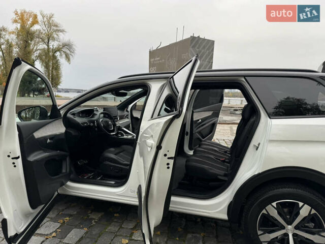 Белый Пежо 5008, объемом двигателя 2 л и пробегом 39 тыс. км за 33999 $, фото 38 на Automoto.ua