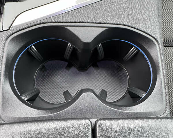 Белый Пежо 5008, объемом двигателя 2 л и пробегом 39 тыс. км за 33999 $, фото 18 на Automoto.ua