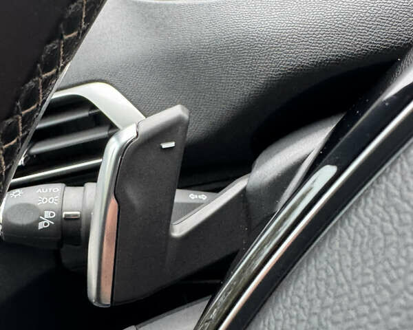 Белый Пежо 5008, объемом двигателя 2 л и пробегом 39 тыс. км за 33999 $, фото 135 на Automoto.ua