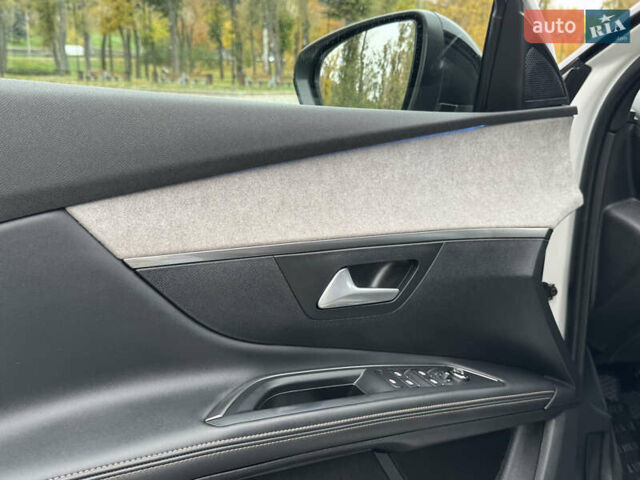 Белый Пежо 5008, объемом двигателя 2 л и пробегом 39 тыс. км за 33999 $, фото 26 на Automoto.ua