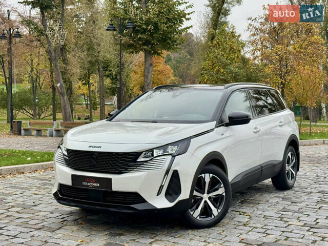 Белый Пежо 5008, объемом двигателя 2 л и пробегом 39 тыс. км за 33999 $, фото 149 на Automoto.ua