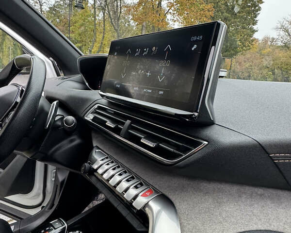 Белый Пежо 5008, объемом двигателя 2 л и пробегом 39 тыс. км за 33999 $, фото 80 на Automoto.ua