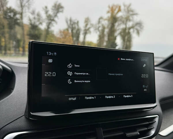 Белый Пежо 5008, объемом двигателя 2 л и пробегом 39 тыс. км за 33999 $, фото 144 на Automoto.ua