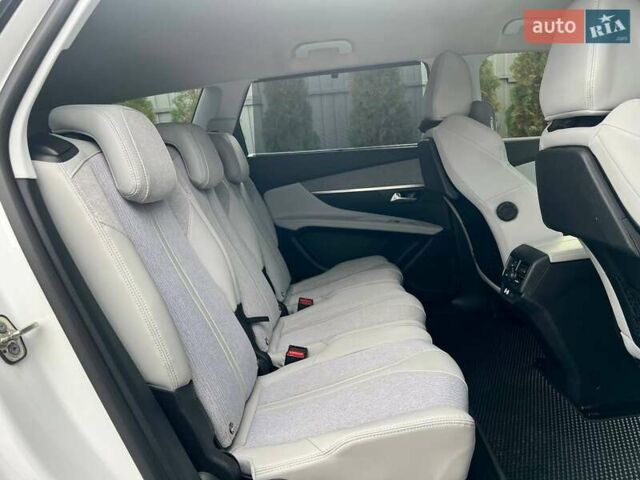 Пежо 5008 2017 в Полтаве на Automoto.ua Белый Пежо 5008, объемом двигателя 1.6 л и пробегом 220 тыс. км за 19500 $, фото 70 на Automoto.ua