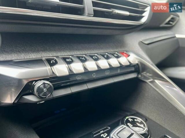 Пежо 5008 2017 в Полтаве на Automoto.ua Белый Пежо 5008, объемом двигателя 1.6 л и пробегом 220 тыс. км за 19500 $, фото 46 на Automoto.ua