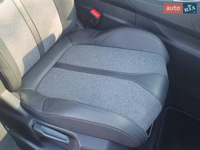 Білий Пежо 5008, об'ємом двигуна 1.5 л та пробігом 158 тис. км за 23700 $, фото 25 на Automoto.ua