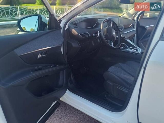 Білий Пежо 5008, об'ємом двигуна 1.5 л та пробігом 158 тис. км за 23700 $, фото 16 на Automoto.ua