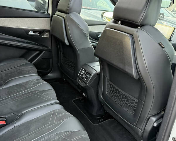 Білий Пежо 5008, об'ємом двигуна 2 л та пробігом 113 тис. км за 28999 $, фото 35 на Automoto.ua