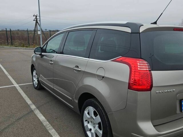 Бежевый Пежо 5008, объемом двигателя 1.6 л и пробегом 194 тыс. км за 8500 $, фото 2 на Automoto.ua