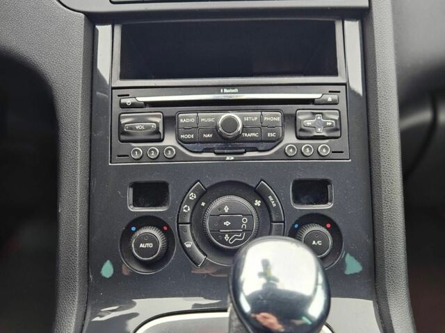 Бежевый Пежо 5008, объемом двигателя 1.6 л и пробегом 194 тыс. км за 8500 $, фото 5 на Automoto.ua