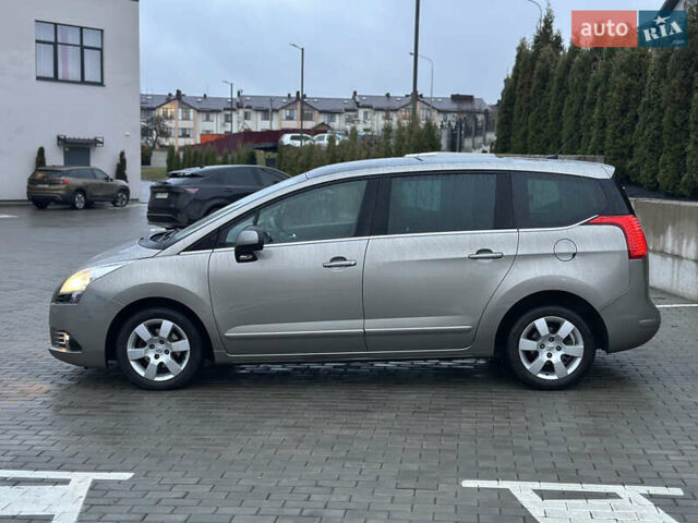 Бежевый Пежо 5008, объемом двигателя 1.6 л и пробегом 236 тыс. км за 8300 $, фото 7 на Automoto.ua