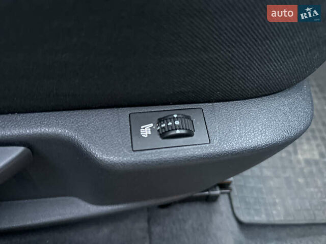 Бежевый Пежо 5008, объемом двигателя 1.6 л и пробегом 236 тыс. км за 8300 $, фото 27 на Automoto.ua