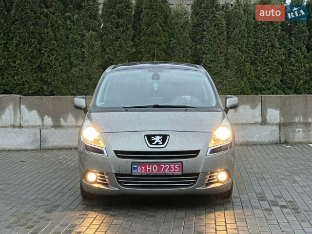 Бежевый Пежо 5008, объемом двигателя 1.6 л и пробегом 236 тыс. км за 8300 $, фото 1 на Automoto.ua