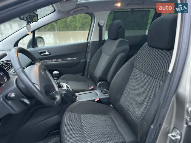 Бежевый Пежо 5008, объемом двигателя 1.6 л и пробегом 236 тыс. км за 8300 $, фото 54 на Automoto.ua