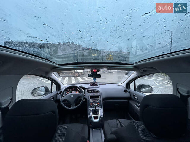 Бежевый Пежо 5008, объемом двигателя 1.6 л и пробегом 236 тыс. км за 8300 $, фото 41 на Automoto.ua