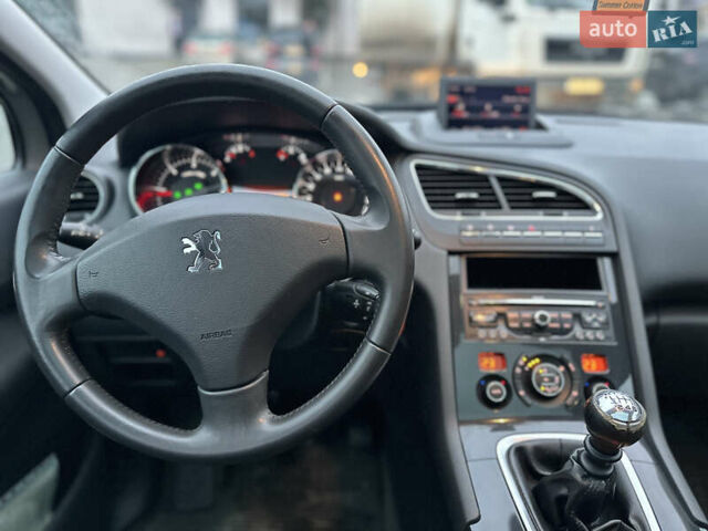 Бежевый Пежо 5008, объемом двигателя 1.6 л и пробегом 236 тыс. км за 8300 $, фото 45 на Automoto.ua