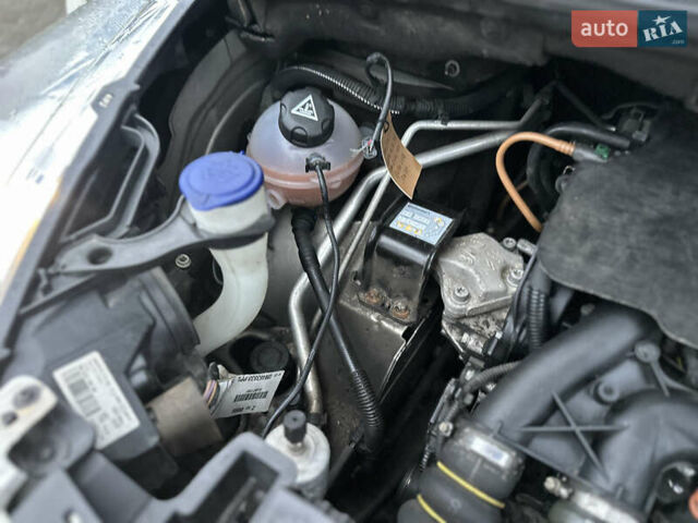 Бежевый Пежо 5008, объемом двигателя 1.6 л и пробегом 236 тыс. км за 8300 $, фото 59 на Automoto.ua